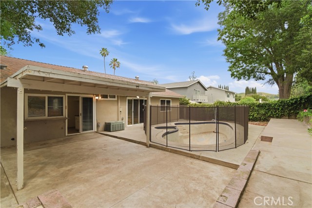 Detail Gallery Image 5 of 32 For 29384 Quail Run, Agoura Hills,  CA 91301 - 4 Beds | 2 Baths