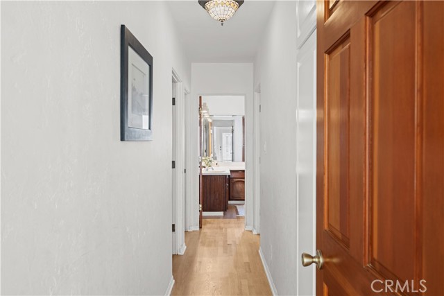 33 16th Street, Hermosa Beach, California 90254, 4 Bedrooms Bedrooms, ,4 BathroomsBathrooms,Residential,Sold,16th,SR24056246