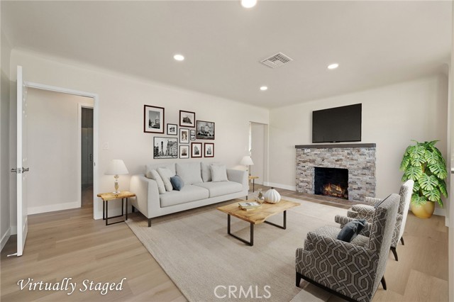 Image 5 of 43 For 11124 Stamy Road