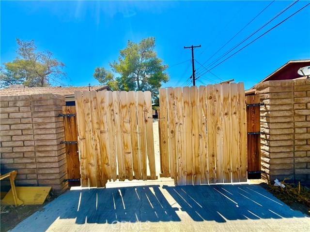 135 S Broadway St, Ridgecrest, CA 93555 photo 35