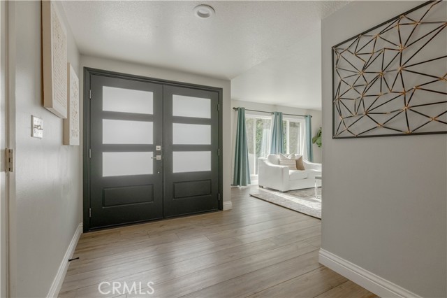 1901 Morgan Avenue, Claremont CA: https://media.crmls.org/medias/8cccc1b0-b672-4c36-8762-2a22c85585a2.jpg