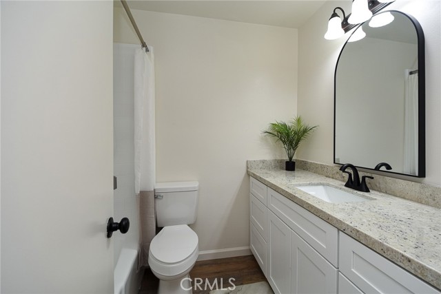 15195 Kingsway Drive, Lake Elsinore CA: https://media.crmls.org/medias/8cceb059-c726-4246-95ba-9c67772ef983.jpg