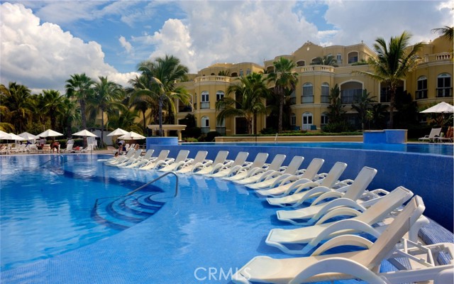 Detail Gallery Image 4 of 9 For Address Is Not Disclosed, –,  – 82100 - 1 Beds | 1 Baths