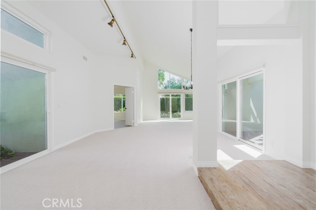 Detail Gallery Image 2 of 53 For 4 Mandarin, Irvine,  CA 92604 - 3 Beds | 2 Baths
