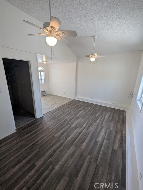 891 W Elberon Avenue, San Pedro CA: https://media.crmls.org/medias/8cd0d89c-b44e-49b8-8237-93f8cf35688a.jpg