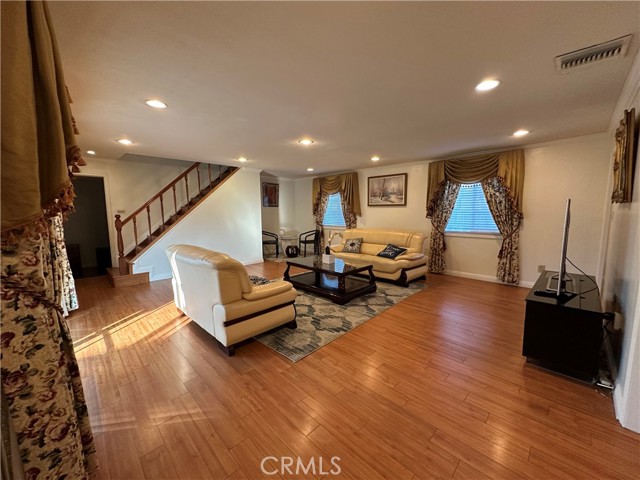 Detail Gallery Image 12 of 39 For 409 W Woodruff Ave, Arcadia,  CA 91007 - 4 Beds | 4 Baths