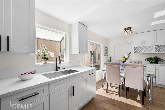 Detail Gallery Image 17 of 58 For 8800 Burnet Ave #15,  North Hills,  CA 91343 - 5 Beds | 3 Baths