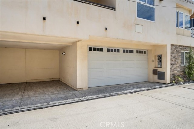 317 1st Place, Manhattan Beach, California 90266, 3 Bedrooms Bedrooms, ,2 BathroomsBathrooms,Residential,Sold,1st,SB24124776