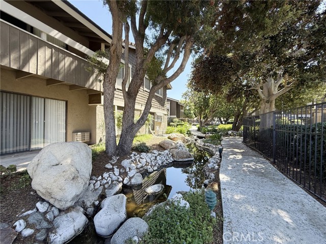 Detail Gallery Image 21 of 23 For 231 Springview, Irvine,  CA 92620 - 2 Beds | 1 Baths