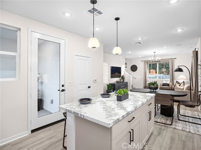 Detail Gallery Image 3 of 18 For 733 E. Route 66, Glendora,  CA 91740 - 2 Beds | 2/1 Baths