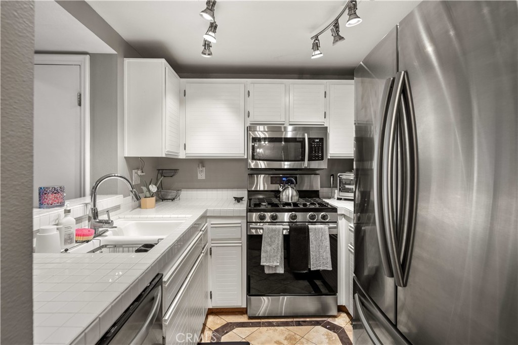 MLS #SR25269329 image #10