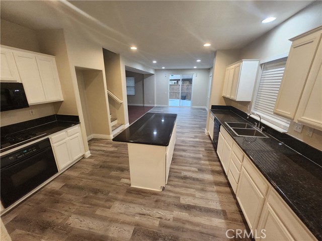 Detail Gallery Image 19 of 49 For 3506 Riverwalk Ct, Perris,  CA 92571 - 8 Beds | 3 Baths