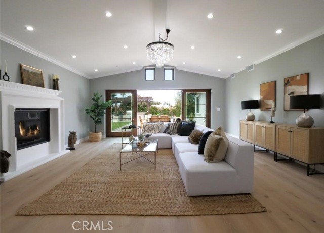 6888 Alta Vista Drive, Rancho Palos Verdes CA: https://media.crmls.org/medias/8cd5222b-ac12-4980-8996-51b4a5bc52a4.jpg