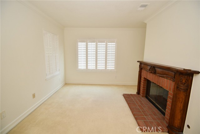 Image 21 of 36 For 2123 Shelburne Way