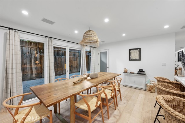 Detail Gallery Image 18 of 36 For 4444 Canoga Ave, Woodland Hills,  CA 91364 - 4 Beds | 4 Baths