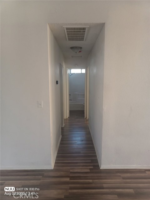 Detail Gallery Image 10 of 13 For 10475 Pony Express Dr, Adelanto,  CA 92301 - 3 Beds | 2 Baths