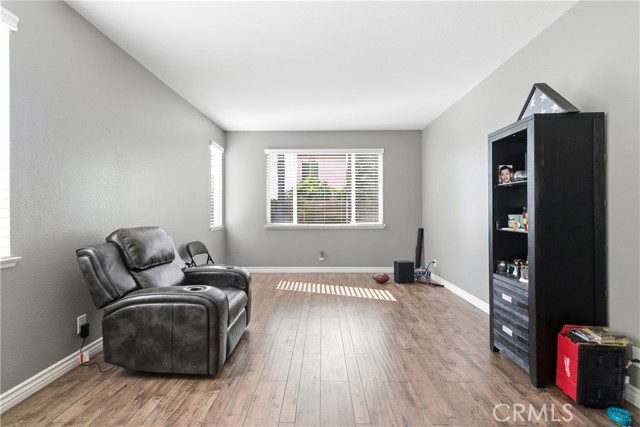 Detail Gallery Image 7 of 42 For 12812 Clemson, Corona,  CA 92880 - 5 Beds | 3 Baths