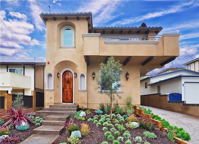 519 Lucia Avenue, Redondo Beach, California 90277, 4 Bedrooms Bedrooms, ,2 BathroomsBathrooms,Residential,Sold,Lucia,SB17035831