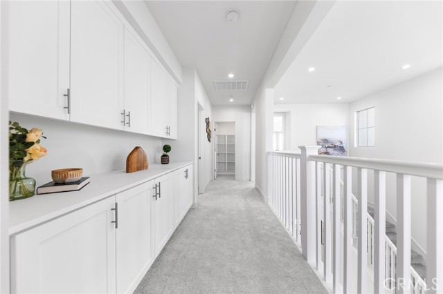 118 sunnybank Boulevard, Irvine CA: https://media.crmls.org/medias/8cd69a2c-c95d-480b-81c5-7a698b1d3b6f.jpg