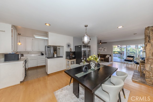 Detail Gallery Image 4 of 36 For 130 N Lohrum, Anaheim Hills,  CA 92807 - 4 Beds | 2 Baths