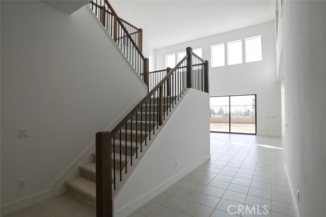 Detail Gallery Image 48 of 65 For 20552 Edgewood Ct, Chatsworth,  CA 91311 - 5 Beds | 5/1 Baths