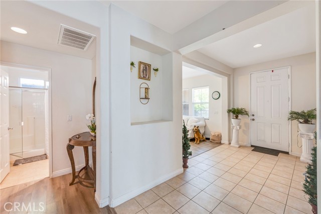 Detail Gallery Image 18 of 34 For 977 Saltbush, Hemet,  CA 92545 - 5 Beds | 2/1 Baths