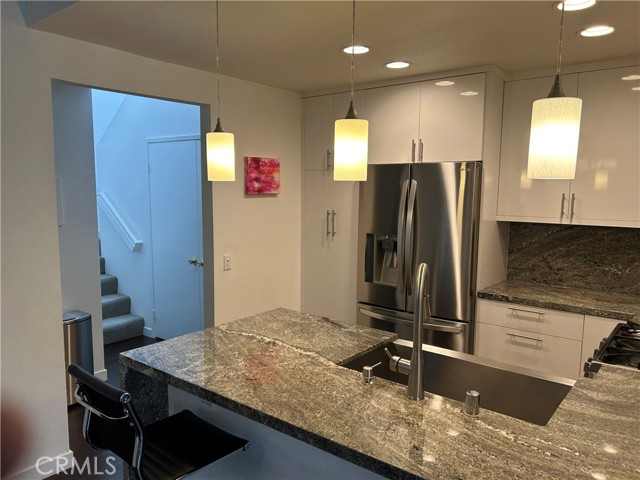 Detail Gallery Image 3 of 11 For 4240 Lost Hills Rd #1503,  Calabasas,  CA 91301 - 3 Beds | 2 Baths