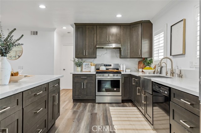 10072 Roselee Drive, Garden Grove CA: https://media.crmls.org/medias/8cd9253e-f46b-48ec-941a-faa9b6d3b554.jpg