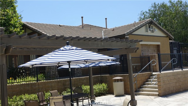 33953 Lily Road, Yucaipa CA: https://media.crmls.org/medias/8cd9588a-9759-4607-8440-39016a4e7a8f.jpg