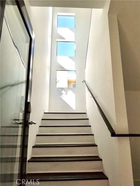 Detail Gallery Image 6 of 16 For 850 E Palm Canyon Dr #203,  Palm Springs,  CA 92264 - 2 Beds | 2 Baths