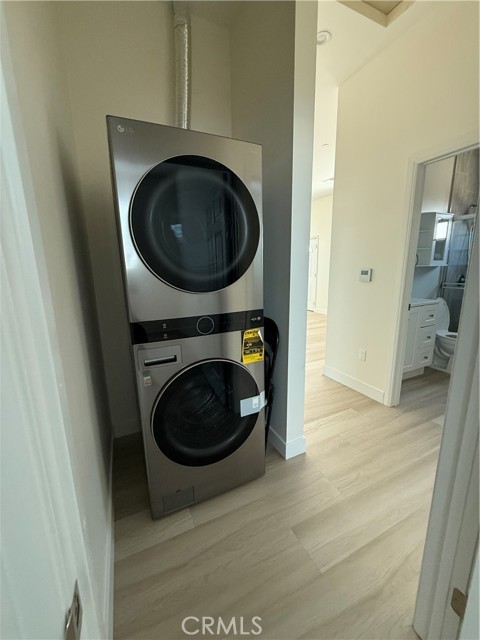 7246 N.Fair Avenue, Sun Valley CA: https://media.crmls.org/medias/8cd9f39e-ff31-473c-bb31-9c32ee996ff4.jpg