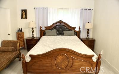 Detail Gallery Image 6 of 19 For 21015 Gresham, Canoga Park,  CA 91304 - 3 Beds | 2/1 Baths