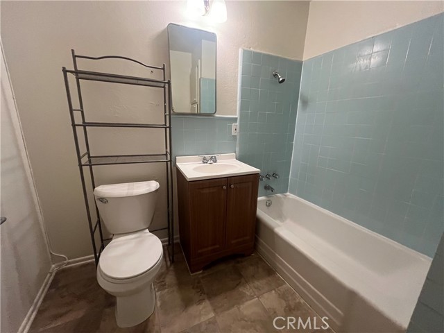 Detail Gallery Image 11 of 13 For 1342 Agate Ave 1a,  Mentone,  CA 92359 - 2 Beds | 1 Baths