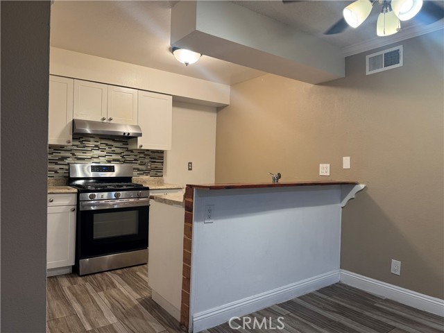 Detail Gallery Image 5 of 10 For 1733 Normandy Pl #73a, Santa Ana,  CA 92705 - 2 Beds | 1 Baths