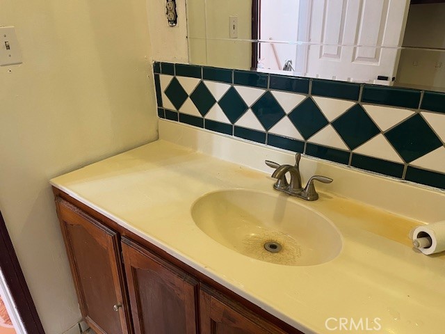 Detail Gallery Image 21 of 24 For 317 E 42nd Pl, Los Angeles,  CA 90011 - 3 Beds | 1 Baths