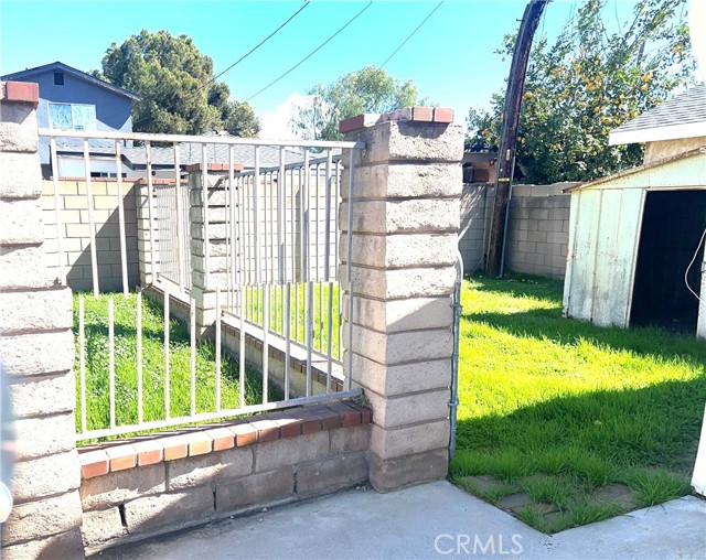 7662 Paso Robles Avenue, Van Nuys CA: https://media.crmls.org/medias/8cdcf101-05a1-4961-ae3d-5ae684b0aa4e.jpg