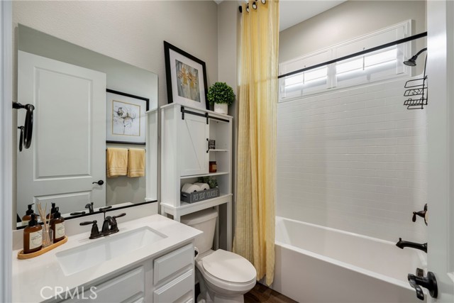 24185 Sprout Drive, Corona CA: https://media.crmls.org/medias/8cdd0ee9-863e-4e1a-ac8e-7ec68f5b9e92.jpg