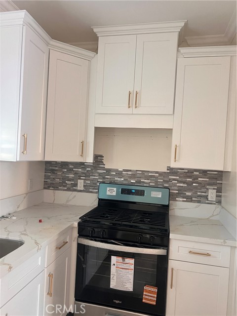 Detail Gallery Image 4 of 9 For 430 W Marshall #B,  San Gabriel,  CA 91776 - 2 Beds | 2 Baths