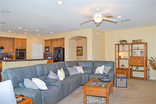 Detail Gallery Image 28 of 75 For 38256 Wild Poppy Ln, Yucaipa,  CA 92399 - 4 Beds | 3 Baths