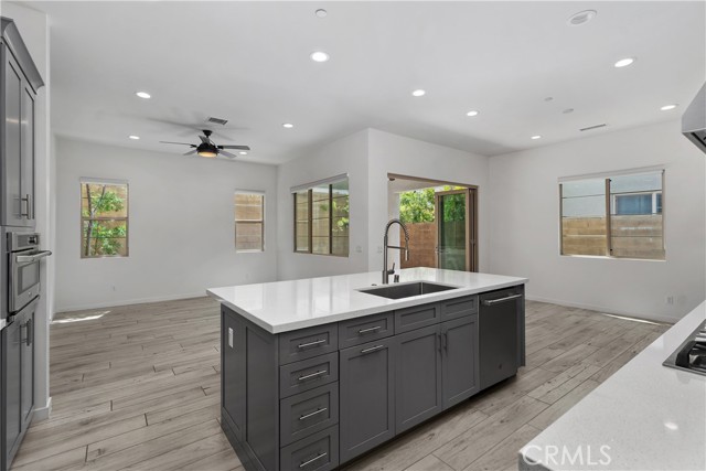 112 Menkar, Irvine CA: https://media.crmls.org/medias/8cdf194b-232f-4a4e-a9eb-f28a4d216efb.jpg
