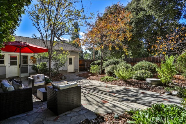 Detail Gallery Image 30 of 40 For 290 W 12th Street, Claremont,  CA 91711 - 3 Beds | 2 Baths