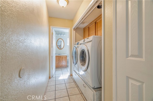 Detail Gallery Image 7 of 36 For 8259 Westport Cir, Sacramento,  CA 95828 - 3 Beds | 2/1 Baths