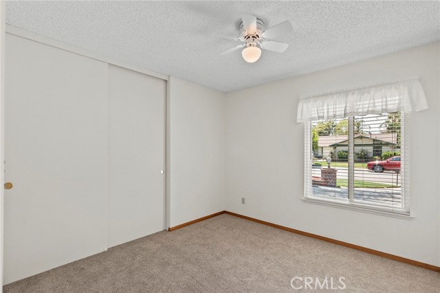 25530 Meadow Mont Street, Valencia CA: https://media.crmls.org/medias/8ce1108f-d7cc-4303-82ea-8e1d9f344c1f.jpg