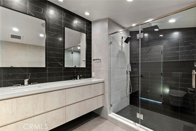 Detail Gallery Image 27 of 35 For 9336 Lloydcrest Dr, Beverly Hills,  CA 90210 - 3 Beds | 2 Baths