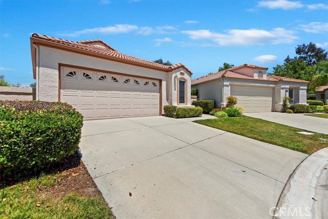 39973 Corte Lorca, Murrieta CA: https://media.crmls.org/medias/8ce187e3-90e5-428e-b363-8fcf582c16e7.jpg