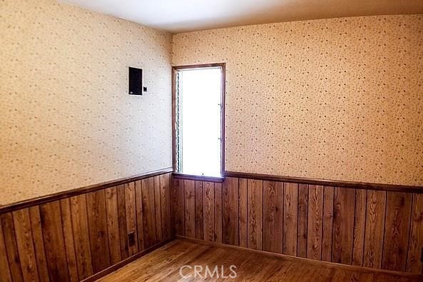 Detail Gallery Image 12 of 19 For 810 E Collins Ave, Orange,  CA 92867 - 5 Beds | 2 Baths