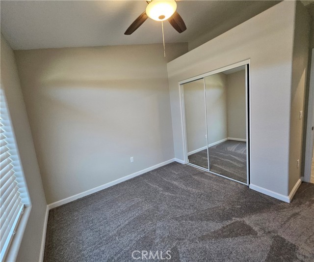 18010 Seaforth Street, Hesperia CA: https://media.crmls.org/medias/8ce289d0-1025-47fb-87c7-9dcf7b99b27f.jpg