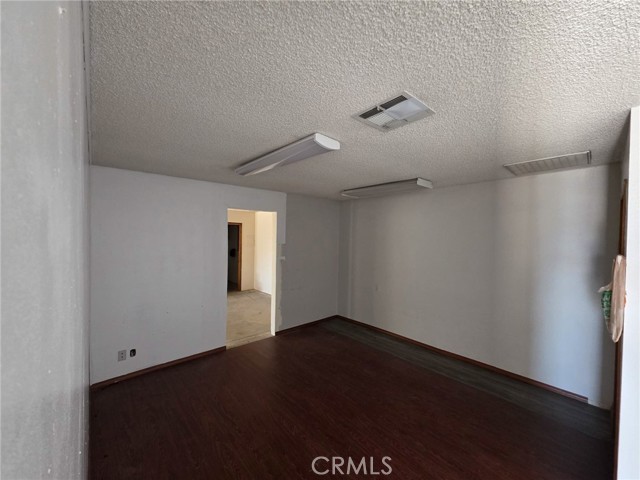 16048 Tuscola Road, Apple Valley, California 92307, ,Commercial Lease,For Rent,16048 Tuscola Road,CRHD25154199
