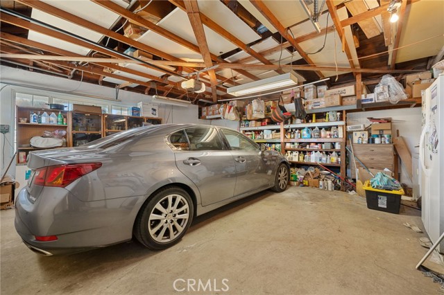 19703 Normandale Avenue, Cerritos CA: https://media.crmls.org/medias/8ce36563-c374-44fb-81cf-89d199ae6fda.jpg