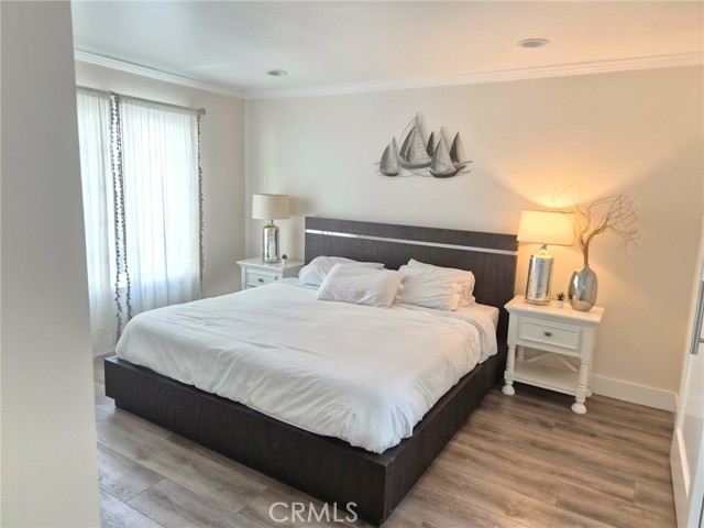 Detail Gallery Image 4 of 21 For 14201 Wiltshire, Westminster,  CA 92683 - 4 Beds | 2 Baths